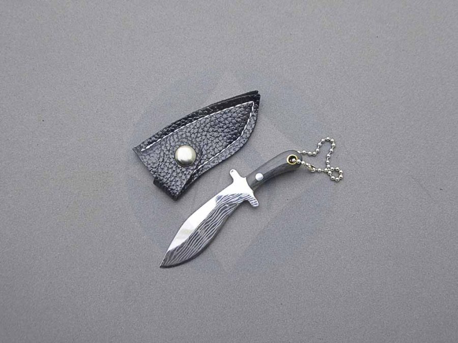 Cuchillo miniatura